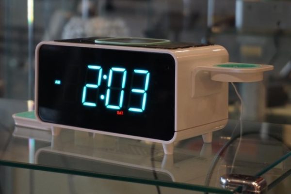 4K HD WiFi Alarm Clock Radio